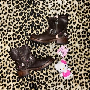 brown vintage leather biker boots